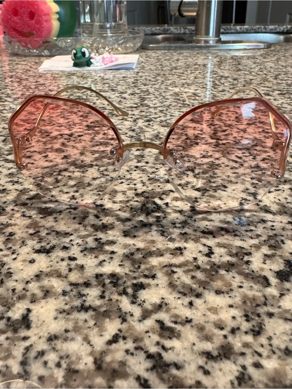Women’s Gold Frame Sunglasses with Pink Gradient Lenses